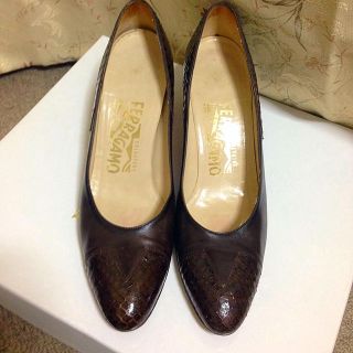 フェラガモ(Ferragamo)のフェラガモ難ありパンプス(ハイヒール/パンプス)