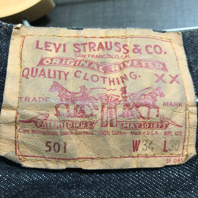 Levi's(リーバイス)のLevi's 501 ブラック W34 L30 made in USA メンズのパンツ(デニム/ジーンズ)の商品写真