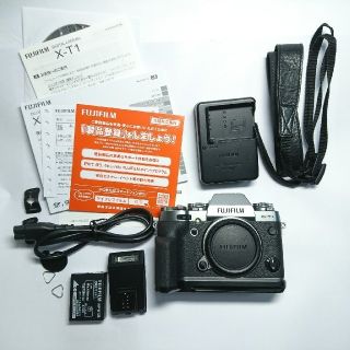 フジフイルム(富士フイルム)のtkhr様専用 X-T1 グラファイトシルバー 純正ハンドグリップセット(ミラーレス一眼)