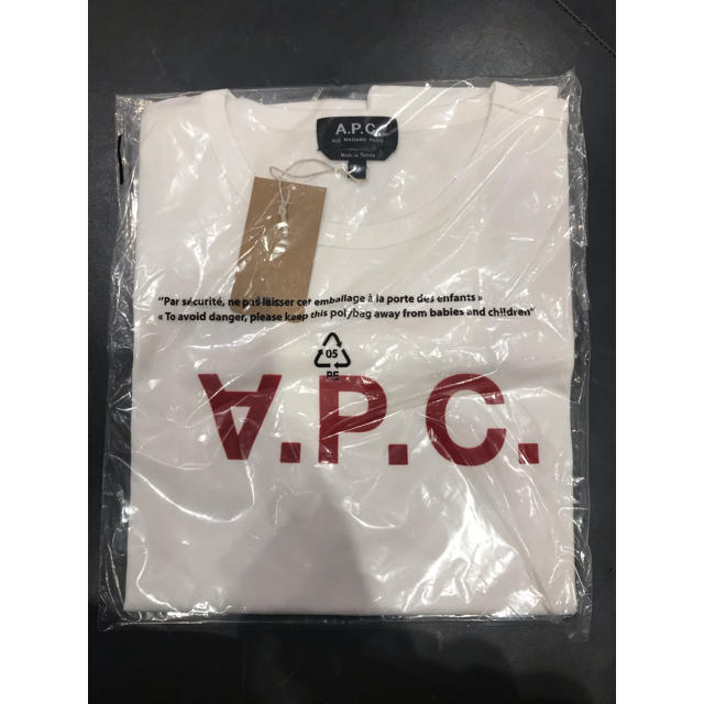 A.P.C(アーペーセー)のwoo様専用【未使用】A.P.C.半袖TシャツレディースM apc アーペーセー レディースのトップス(Tシャツ(半袖/袖なし))の商品写真