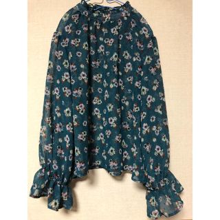 ダブルクローゼット(w closet)の◆未使用◆【w closet/wears inc.】フリルスタンドカラーブラウス(シャツ/ブラウス(長袖/七分))