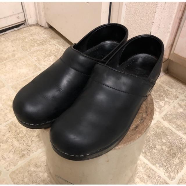 dansko(ダンスコ)のDansko サボ 39 プロフェッショナル オイルドレザー レディースの靴/シューズ(サンダル)の商品写真