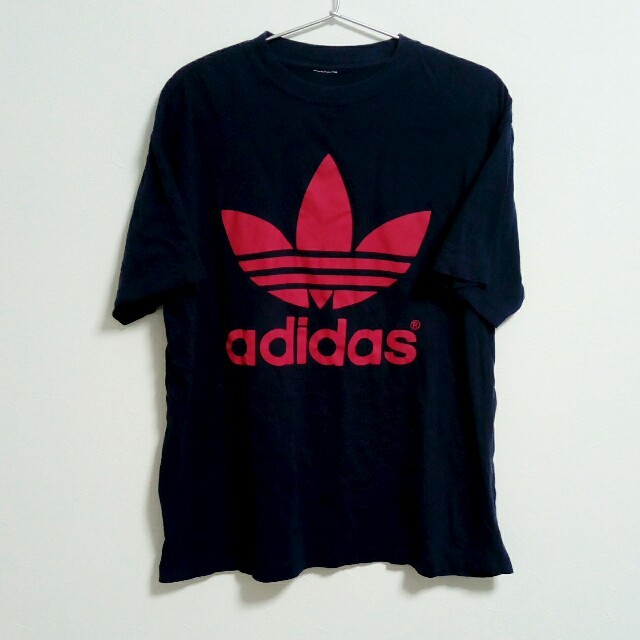 adidas(アディダス)のadidas　アディダス　トレフォイル　ビッグロゴ　Tシャツ　ティーシャツ メンズのトップス(Tシャツ/カットソー(半袖/袖なし))の商品写真