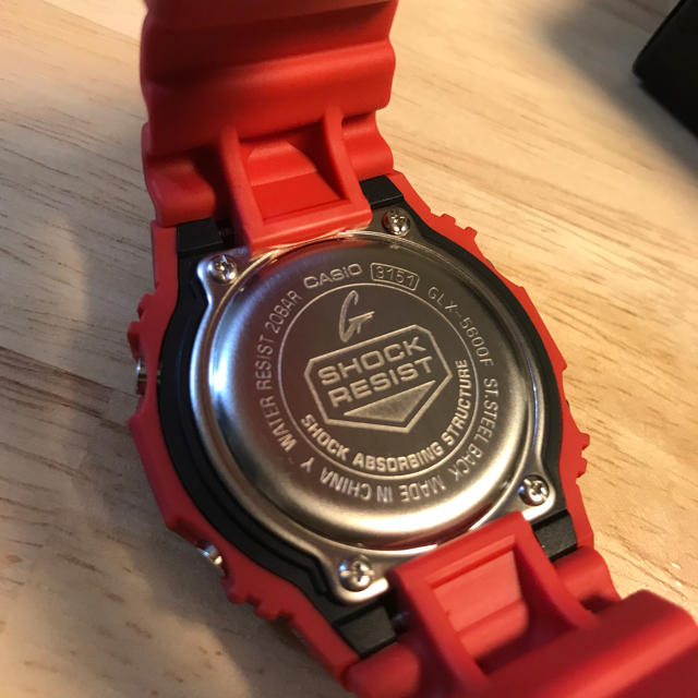 G-SHOCK(ジーショック)のG-SHOCK GLX-5600f ハイビスカス レッド　赤 メンズの時計(腕時計(デジタル))の商品写真