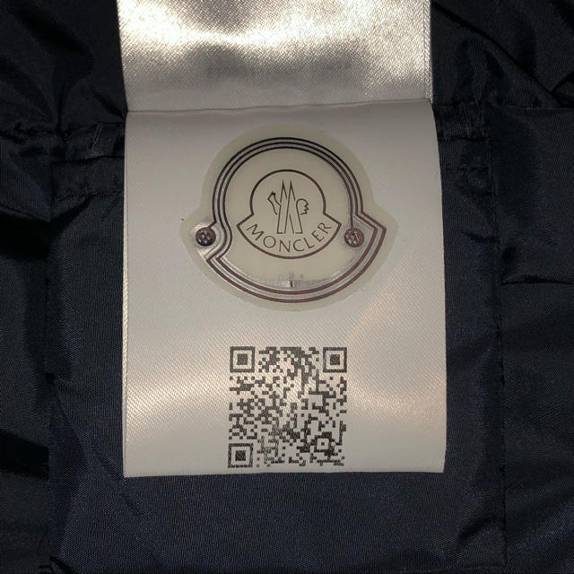 MONCLER(モンクレール)のMONCLER 2019SS TOPAZ ネイビー 1 スプリングコート レディースのジャケット/アウター(スプリングコート)の商品写真