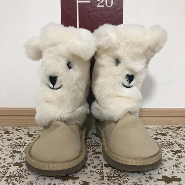 babyGAP(ベビーギャップ)の★ babyGAP モコモコクマさんブーツ14cm くまみみ 美品 白  キッズ/ベビー/マタニティのベビー靴/シューズ(~14cm)(ブーツ)の商品写真