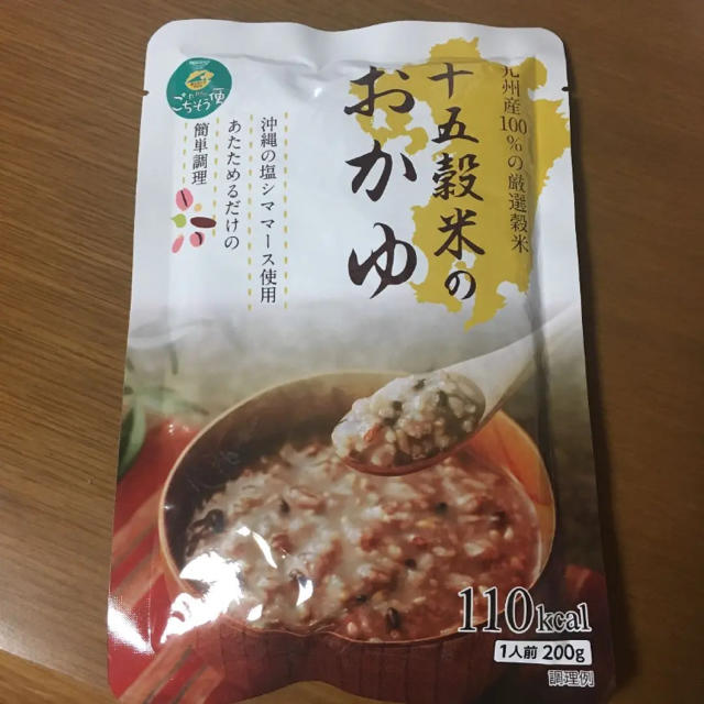 十五穀米のおかゆ 28食セット お粥 穀米 九州のごちそう便 玄米 九州産  食品/飲料/酒の食品(米/穀物)の商品写真