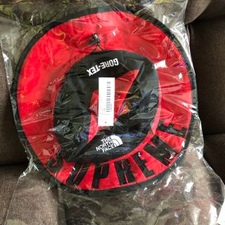 シュプリーム(Supreme)のsupreme the north face hat S/M red(ハット)