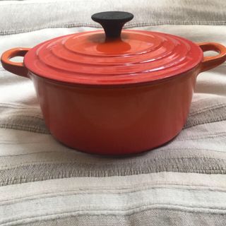 ルクルーゼ(LE CREUSET)のル・クルーゼ ココットロンド18 オレンジ(鍋/フライパン)