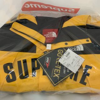 シュプリーム(Supreme)のsupreme マウンテンパーカー Sサイズ(マウンテンパーカー)