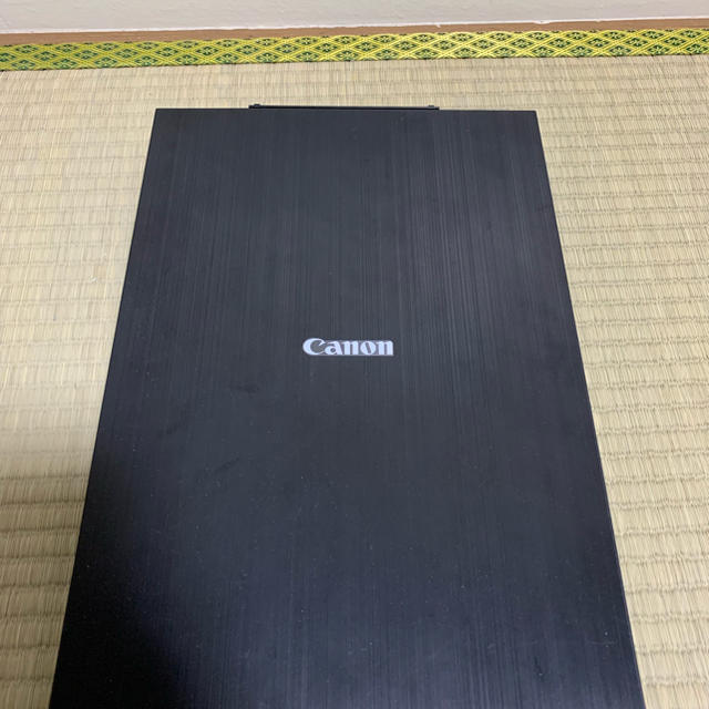 Canon(キヤノン)のCANOSCAN LIDE 400 スマホ/家電/カメラのPC/タブレット(PC周辺機器)の商品写真