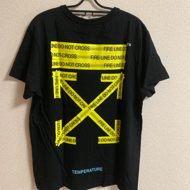 Off-White オフホワイト Tシャツ