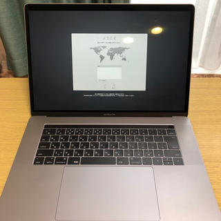 マック(Mac (Apple))のMacbook pro 2016 15inch Touch Bar搭載 【美品】(ノートPC)