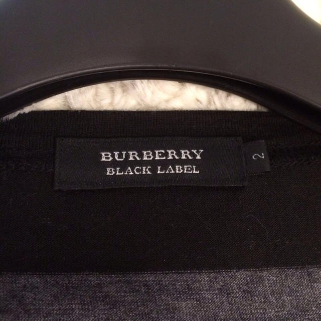 BURBERRY(バーバリー)の新品同様バーバリーブラックレーベルメンズ レディースのトップス(Tシャツ(長袖/七分))の商品写真