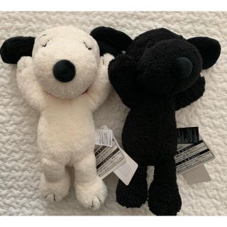 スヌーピー(SNOOPY)の【専用】ユニクロ KAWS スヌーピー ぬいぐるみ  非売品巾着 3点セット(ぬいぐるみ)