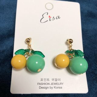 さくらんぼピアス 緑&黄色(ピアス)