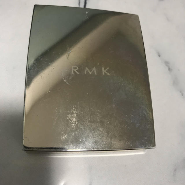 RMK(アールエムケー)のRMK スプリンクリングアイズ 03 Gray グレイ コスメ/美容のベースメイク/化粧品(アイシャドウ)の商品写真