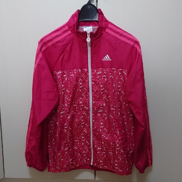 adidas(アディダス)のadidas ウィンドブレーカー 150cm  キッズ/ベビー/マタニティのキッズ服女の子用(90cm~)(ジャケット/上着)の商品写真