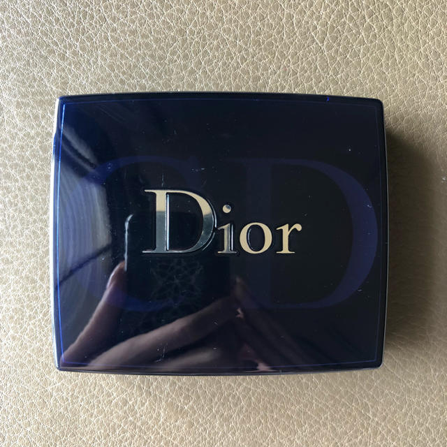 Dior(ディオール)のディオール アイシャドウ  おまけ付き コスメ/美容のベースメイク/化粧品(アイシャドウ)の商品写真