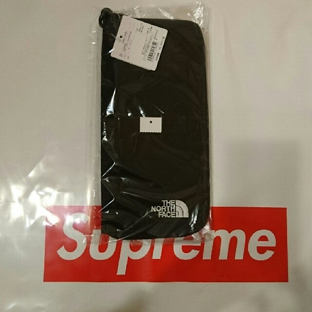 Supreme(シュプリーム)のArc Logo Organizer メンズのファッション小物(その他)の商品写真