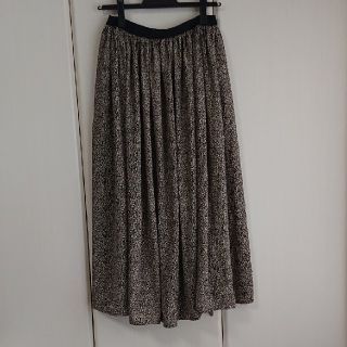 ダブルクローゼット(w closet)のw closet レオパード柄ロングスカート☆(ロングスカート)