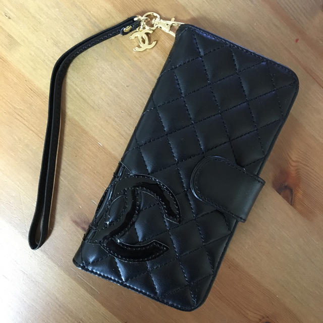 CHANEL ☆ iPhoneスマホケース 7.8対応の通販 by upinsmoke's shop｜ラクマ