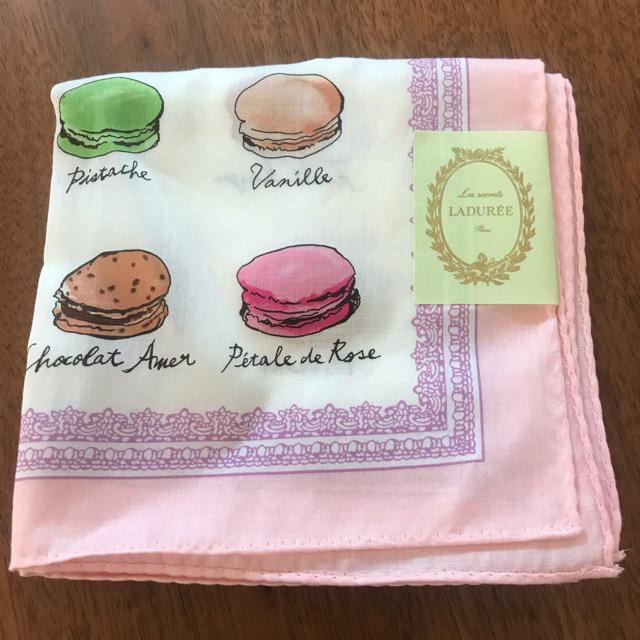 LADUREE(ラデュレ)のラデュレ LADUREE マカロン ハンカチ ピンク レディースのファッション小物(ハンカチ)の商品写真