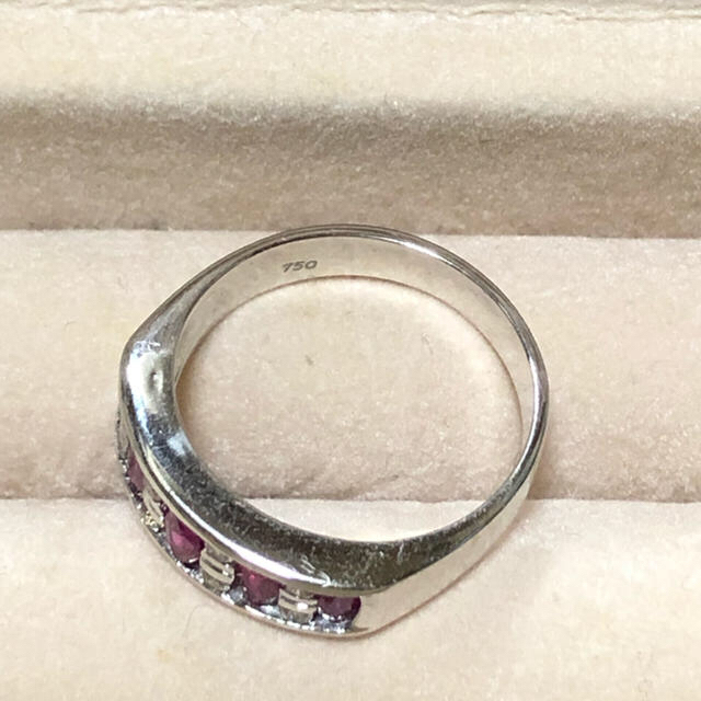 値下げ k18 上質ルビーとダイヤリング  14号 レディースのアクセサリー(リング(指輪))の商品写真