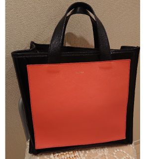 フルラ(Furla)のフルラ 人気  エナメル×レザー  トートバッグ(トートバッグ)