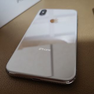 アイフォーン(iPhone)のiPhone x 64GB (スマートフォン本体)