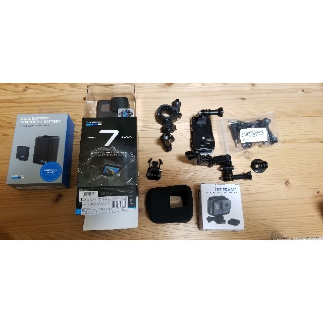 gopro hero7 black+純正チャージャー＆バッテリー+その他