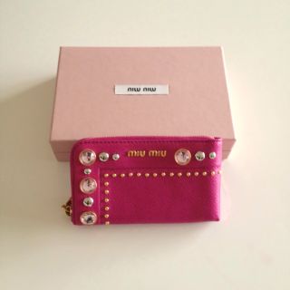 ミュウミュウ(miumiu)のミュウミュウ  i phon ケース(ポーチ)