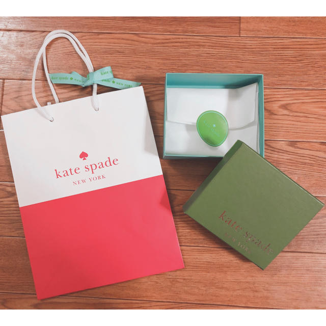 kate spade new york(ケイトスペードニューヨーク)のkate spade✩ショップ袋✩空箱 レディースのバッグ(ショップ袋)の商品写真
