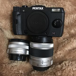 ペンタックス(PENTAX)のペンタックス Q10 ズームレンズセット オマケつき(ミラーレス一眼)