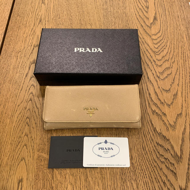 PRADA(プラダ)の【難あり】PRADA 長財布 レディースのファッション小物(財布)の商品写真