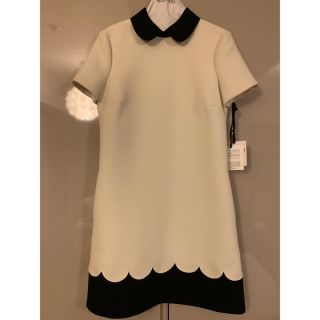 レッドヴァレンティノ(RED VALENTINO)の未使用☆RED VALENTINOの上品なワンピース(ひざ丈ワンピース)