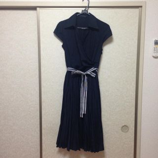 ロペ(ROPE’)のロペ☆お上品プリーツワンピ ネイビー(ひざ丈ワンピース)