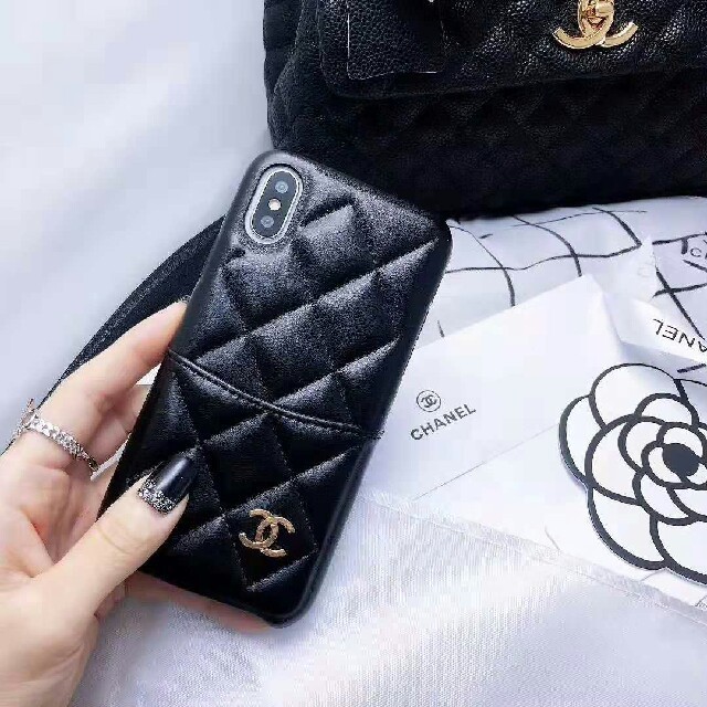 CHANEL - CHANEL 新品! 携帯ケース
の通販 by ョウキ's shop｜シャネルならラクマ