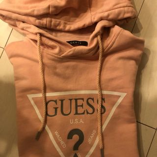 ゲス(GUESS)のGUESS パーカー M 美品(パーカー)