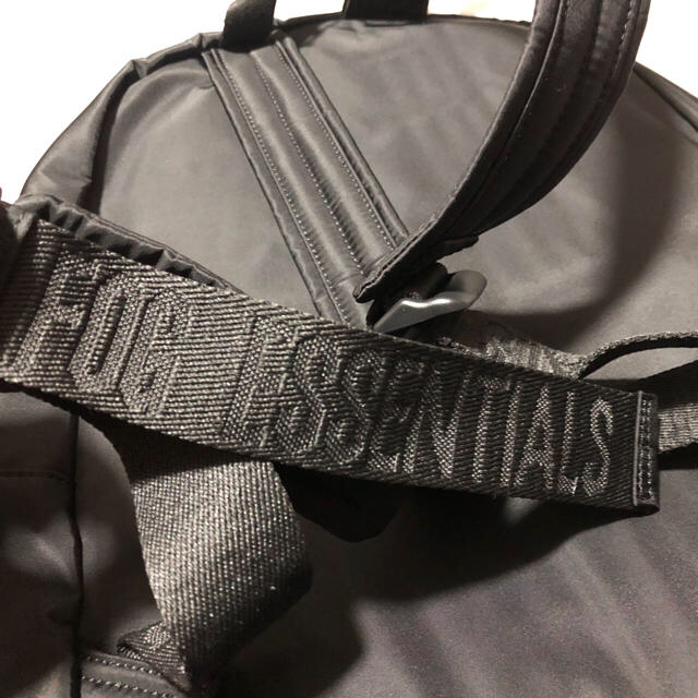 FEAR OF GOD(フィアオブゴッド)のFOG essentials バックパック メンズのバッグ(バッグパック/リュック)の商品写真