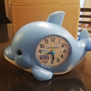 可愛いイルカの目覚し時計(置時計)