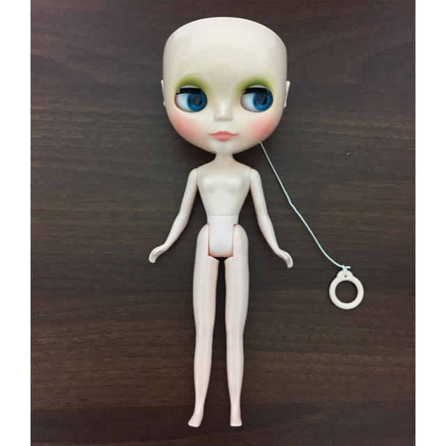 サラシェイズ 本体のみ 頭皮なし - 人形
