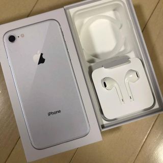 アイフォーン(iPhone)のiPhone📱正規品イヤホン(ヘッドフォン/イヤフォン)