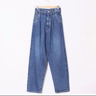 ホリデイ(holiday)のholiday☆TUCK DENIM PANTS タックデニムパンツ(デニム/ジーンズ)