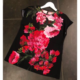 ドルチェアンドガッバーナ(DOLCE&GABBANA)の未使用！Dolce&Gabbanaドルチェ&ガッバーナ フラワーブラウス(シャツ/ブラウス(半袖/袖なし))