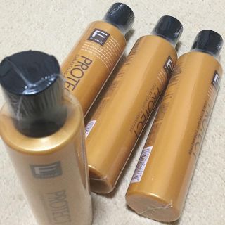 フィヨーレ(FIOLE)のフィヨーレ Fプロテクト フォルムキーパー 200ml(トリートメント)