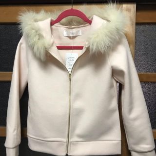 トッコ(tocco)の【りさ0598様専用】新品タグ付き ふわふわフォックスファーつきジップパーカー(パーカー)