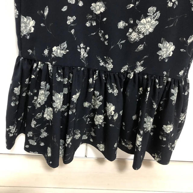 GU(ジーユー)のGU♡花柄タイトスカート レディースのスカート(その他)の商品写真
