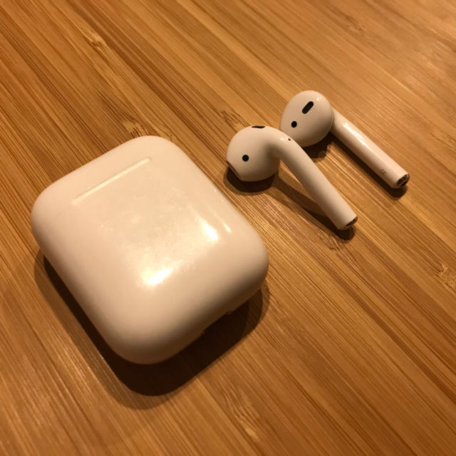 Apple appleの通販 by ROY's shop｜アップルならラクマ - airpods エアーポッズ 本物保証
