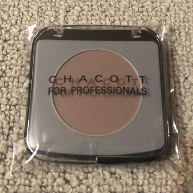 CHACOTT(チャコット)のチャコット アイシャドウ シェーディング ベージュ 602 CHACOTT コスメ/美容のベースメイク/化粧品(アイシャドウ)の商品写真